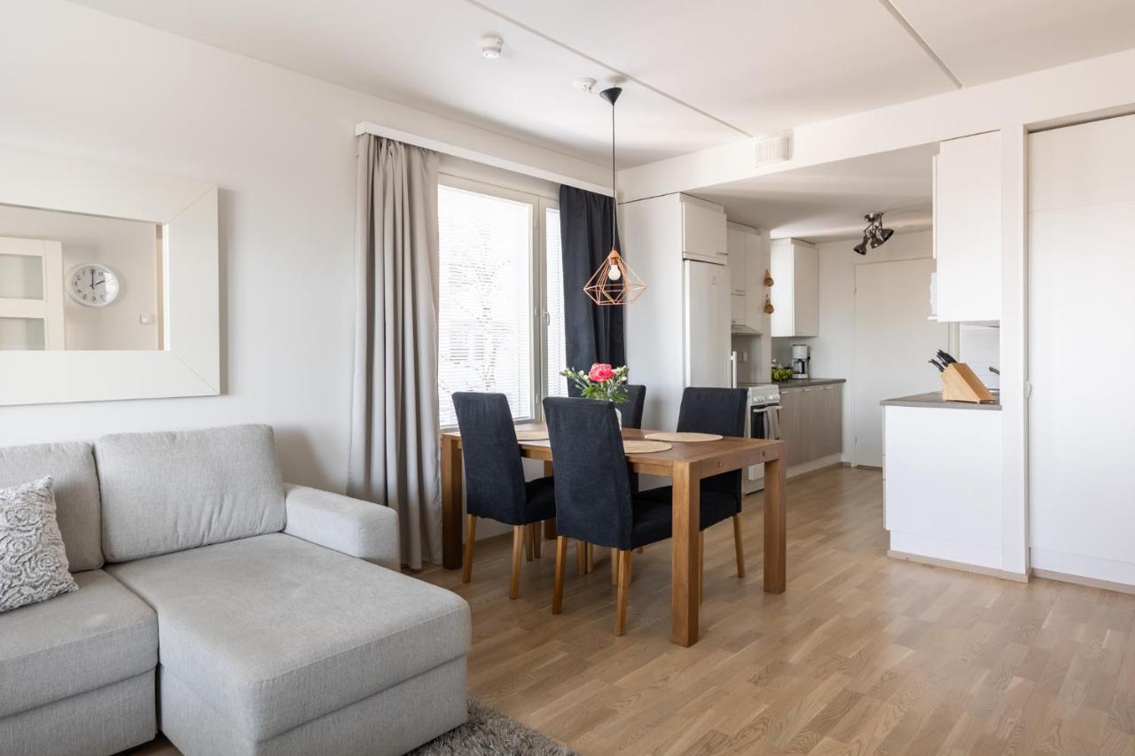 Arctic Railway City Suite โรวานิเอมิ ภายนอก รูปภาพ