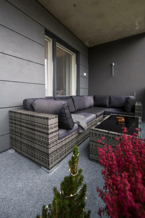 Arctic Railway City Suite โรวานิเอมิ ภายนอก รูปภาพ