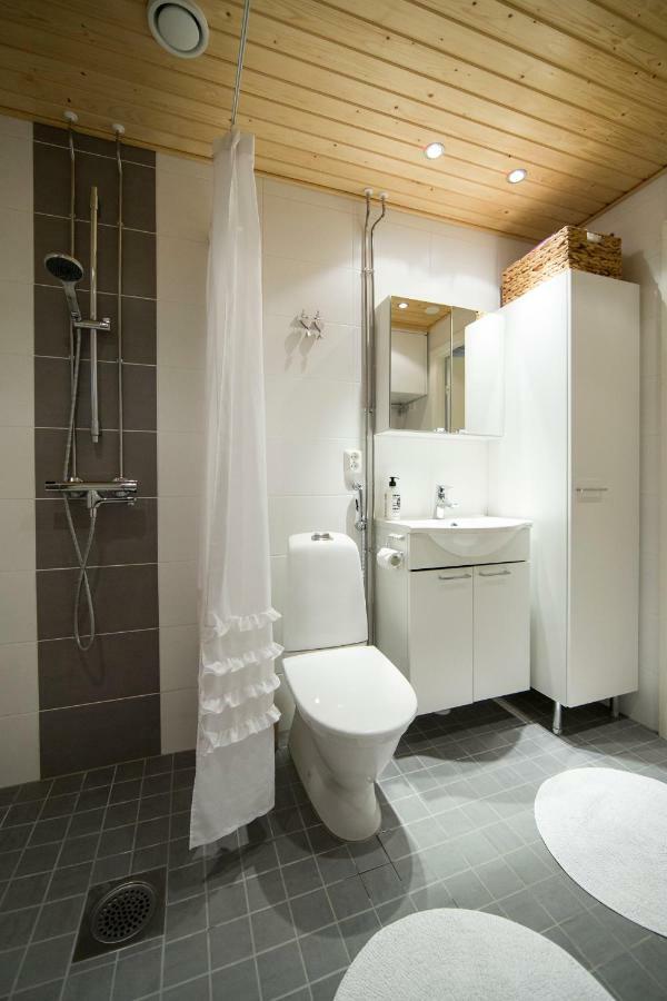 Arctic Railway City Suite โรวานิเอมิ ภายนอก รูปภาพ
